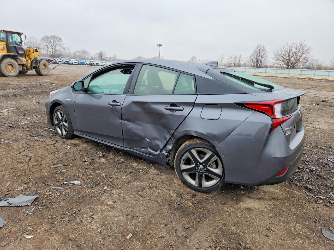2019 TOYOTA PRIUS LIMITED photo 2