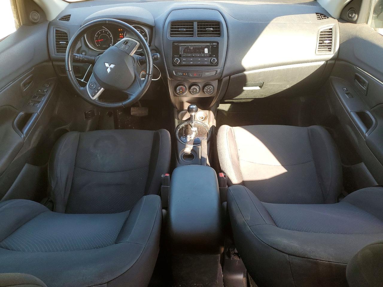 2015 MITSUBISHI OUTLANDER SPORT ES photo 8