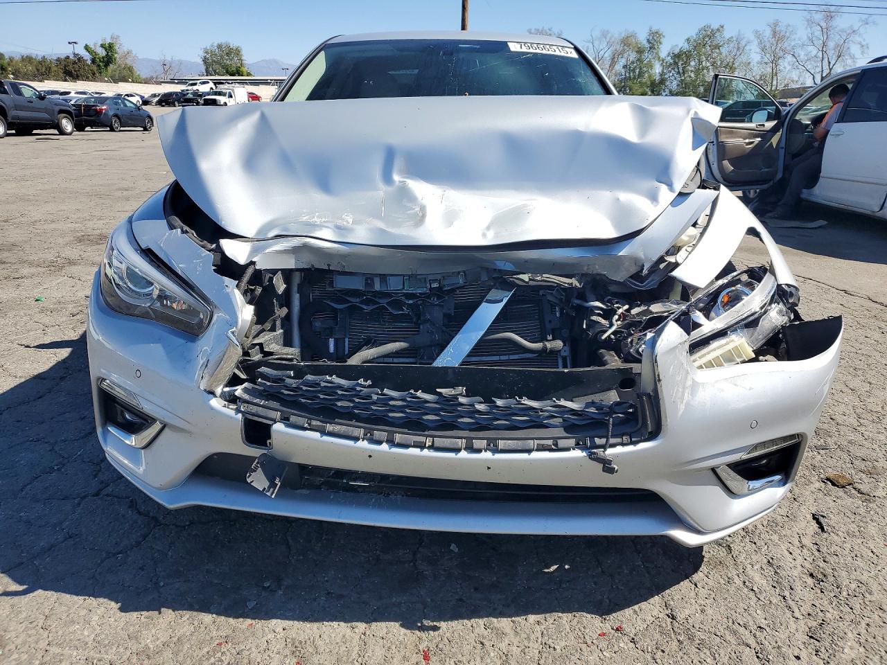2018 INFINITI Q50 3.0T LUXE photo 9