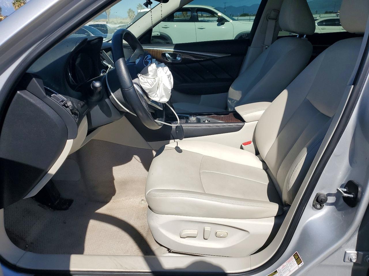 2018 INFINITI Q50 3.0T LUXE photo 13