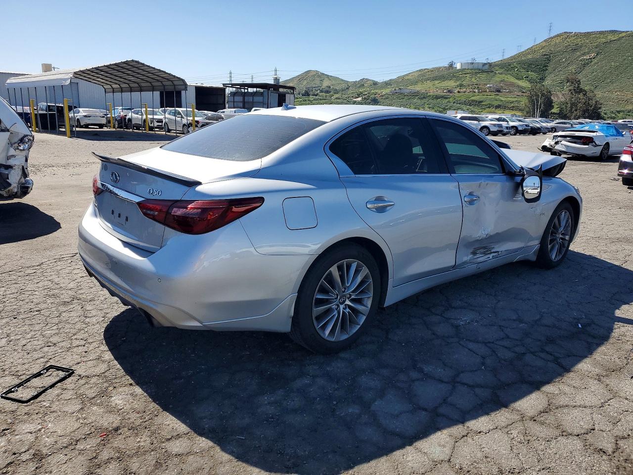 2018 INFINITI Q50 3.0T LUXE photo 5