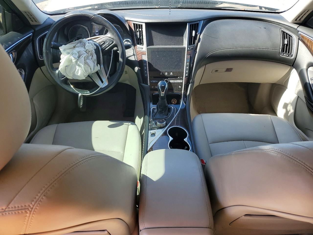 2018 INFINITI Q50 3.0T LUXE photo 15