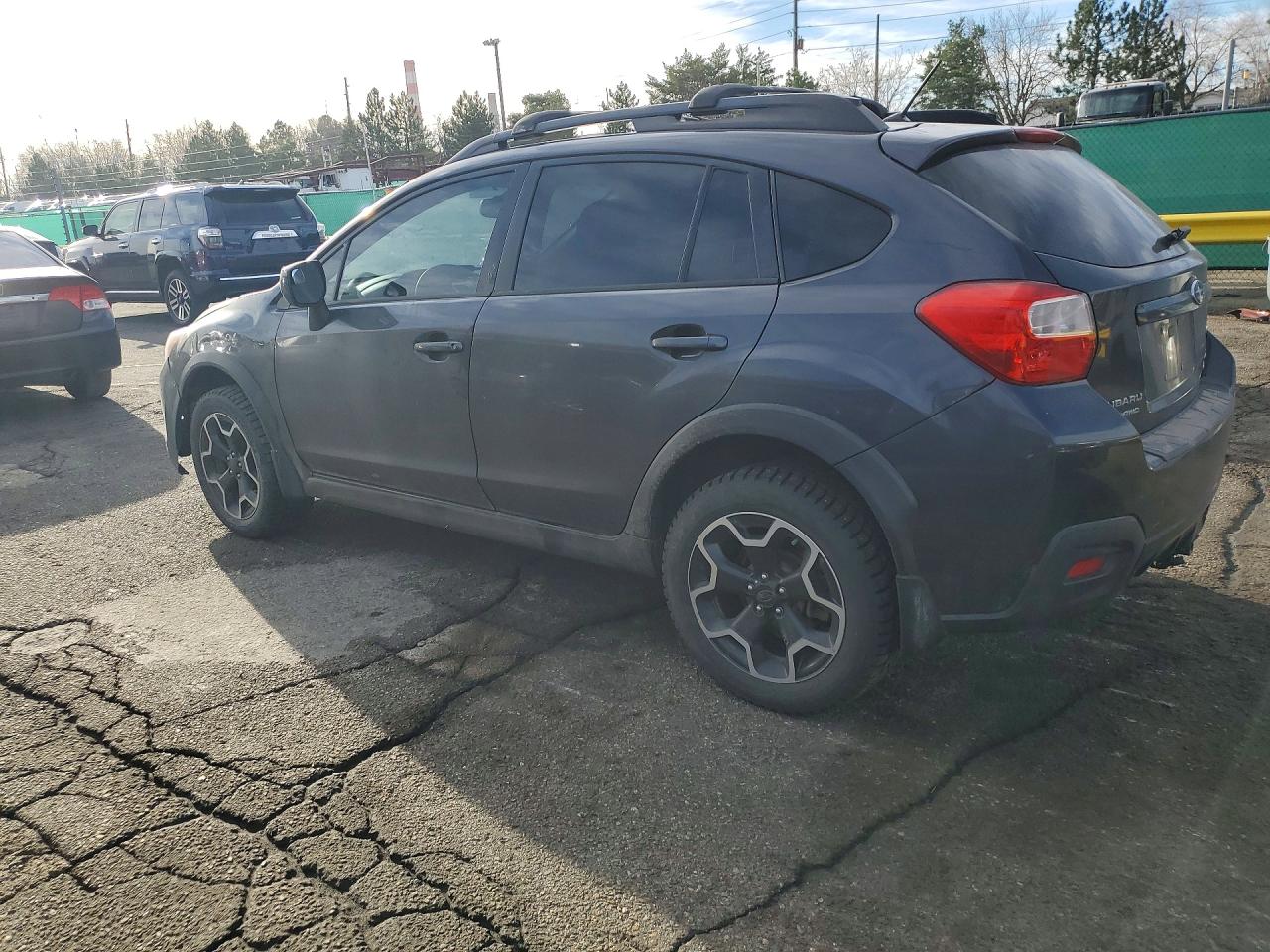 2013 SUBARU XV CROSSTREK 2.0 PREMIUM photo 2