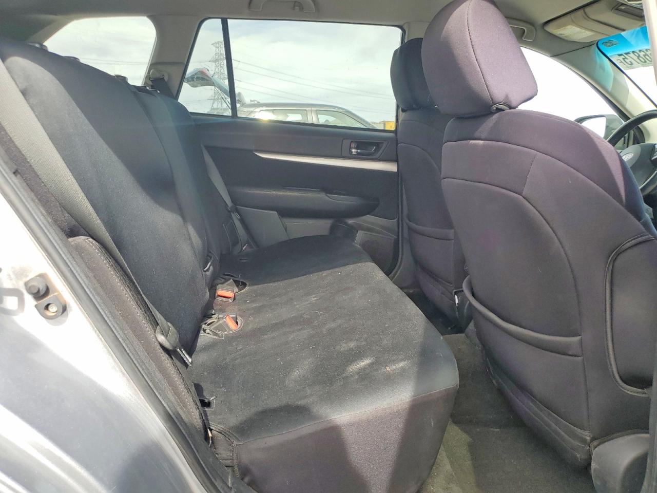 2012 SUBARU OUTBACK 2.5I PREMIUM photo 11