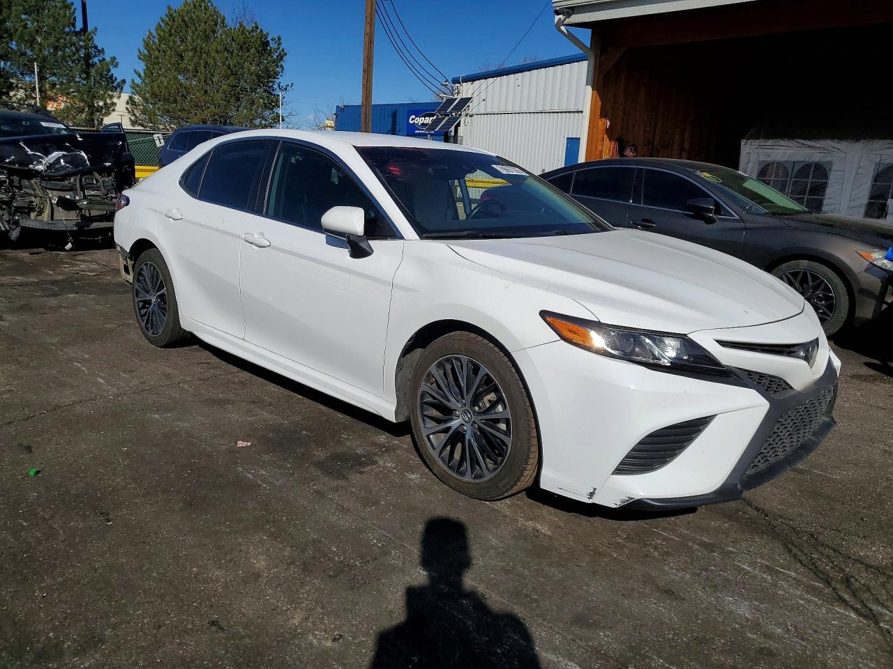 2019 TOYOTA CAMRY SE photo 7