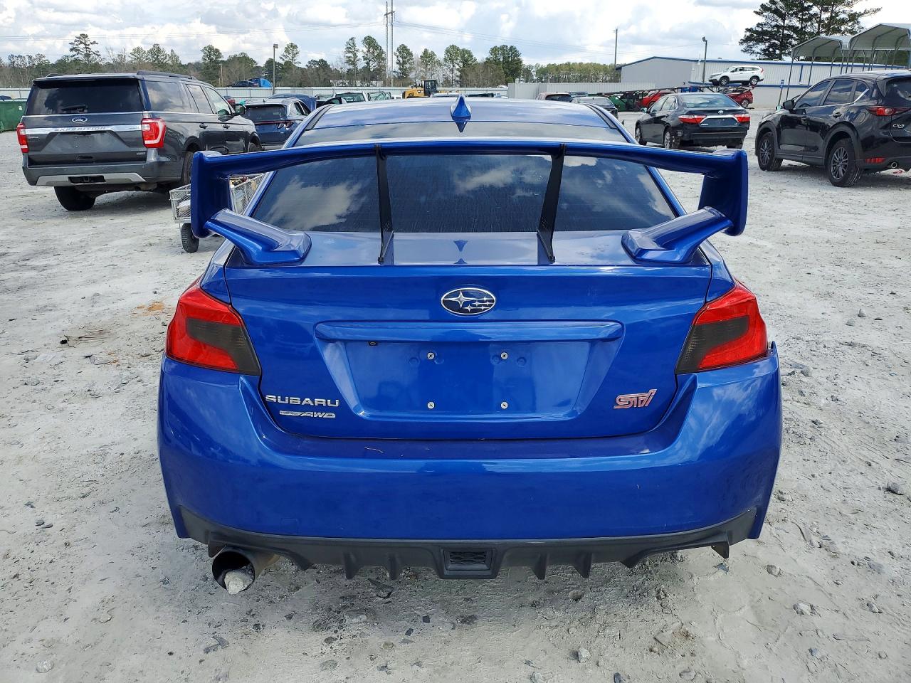 2015 SUBARU WRX STI photo 11