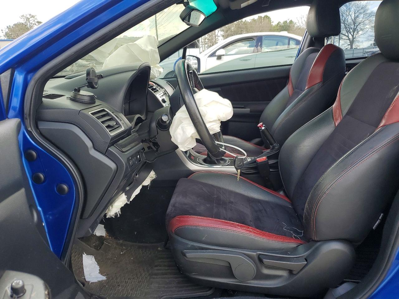 2015 SUBARU WRX STI photo 13