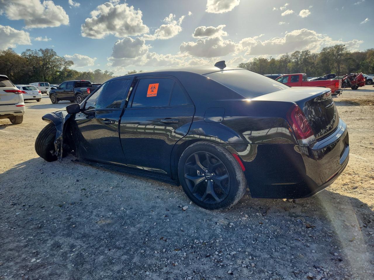 2022 CHRYSLER 300 TOURING photo 3