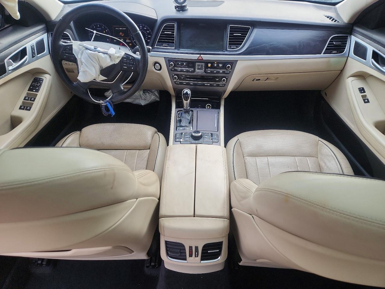 2015 HYUNDAI GENESIS 3.8L photo 8