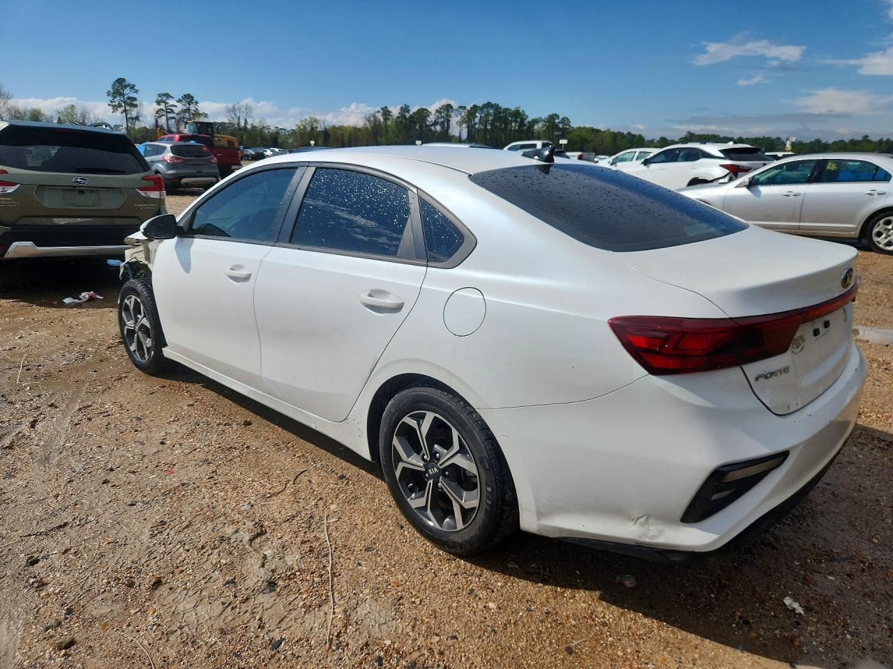 2021 KIA FORTE LXS photo 4