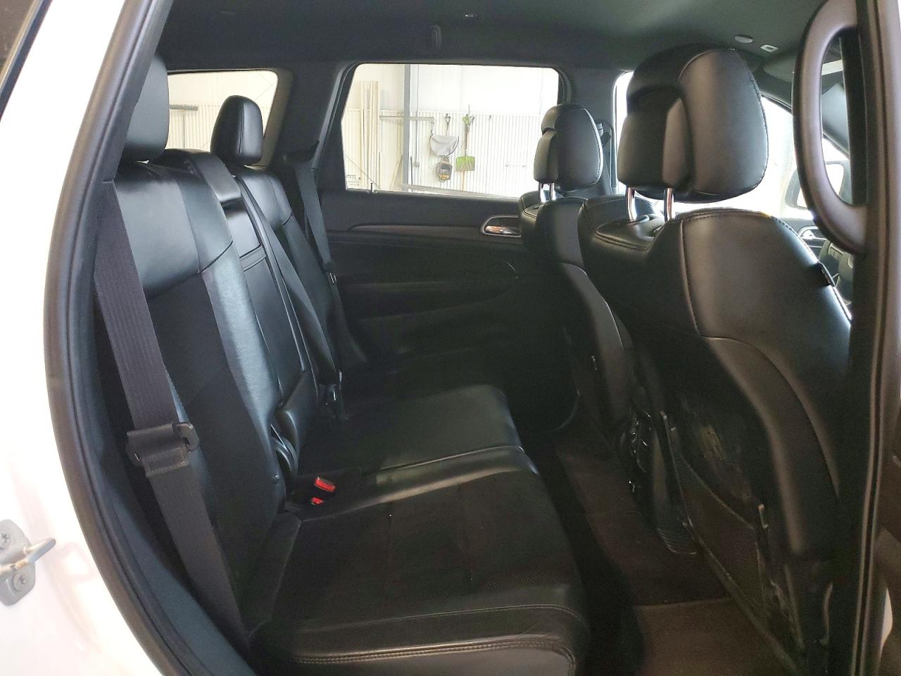 2018 JEEP GRAND CHEROKEE LAREDO photo 11