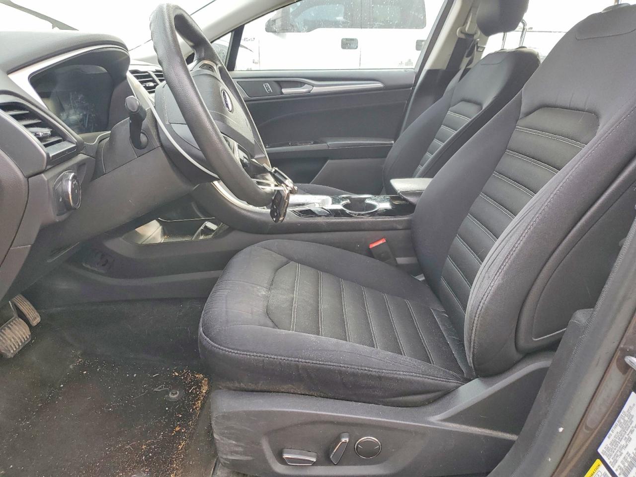 2015 FORD FUSION SE photo 7