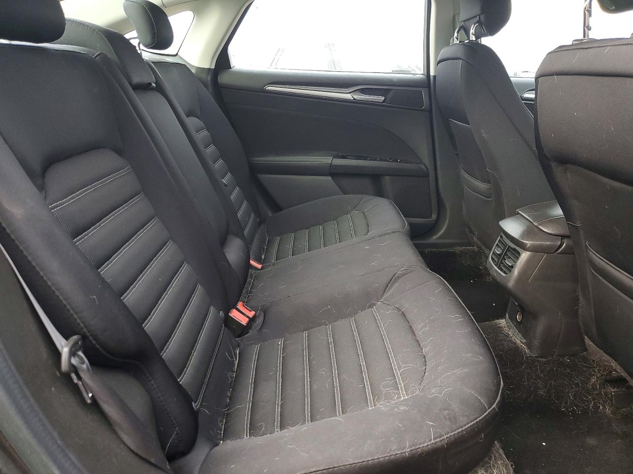 2015 FORD FUSION SE photo 10