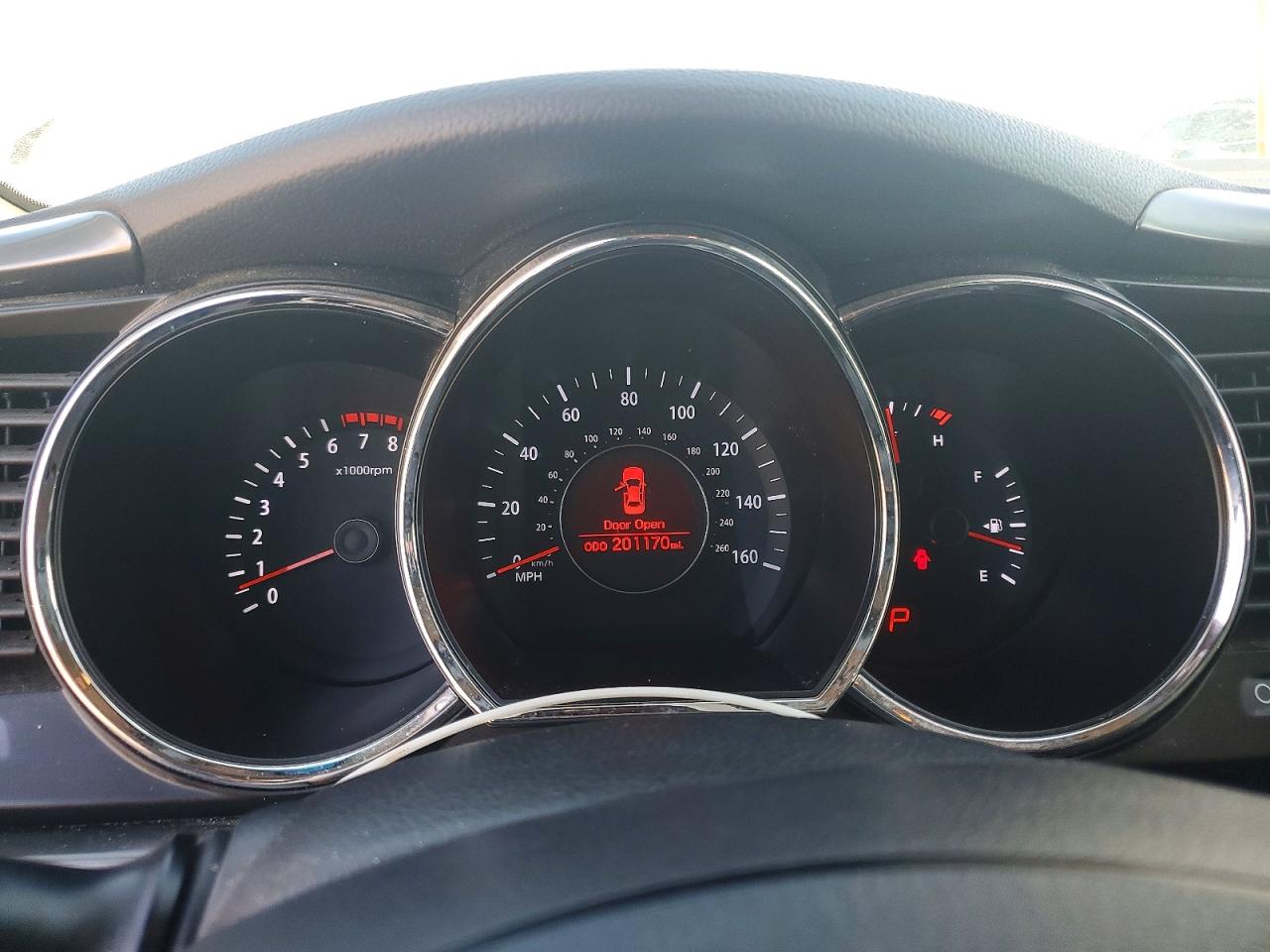 2011 KIA OPTIMA LX photo 17