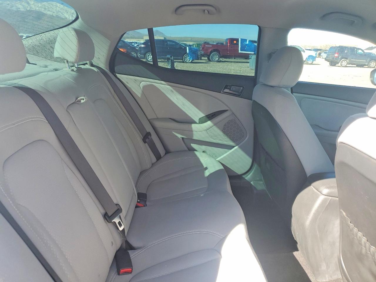 2011 KIA OPTIMA LX photo 19