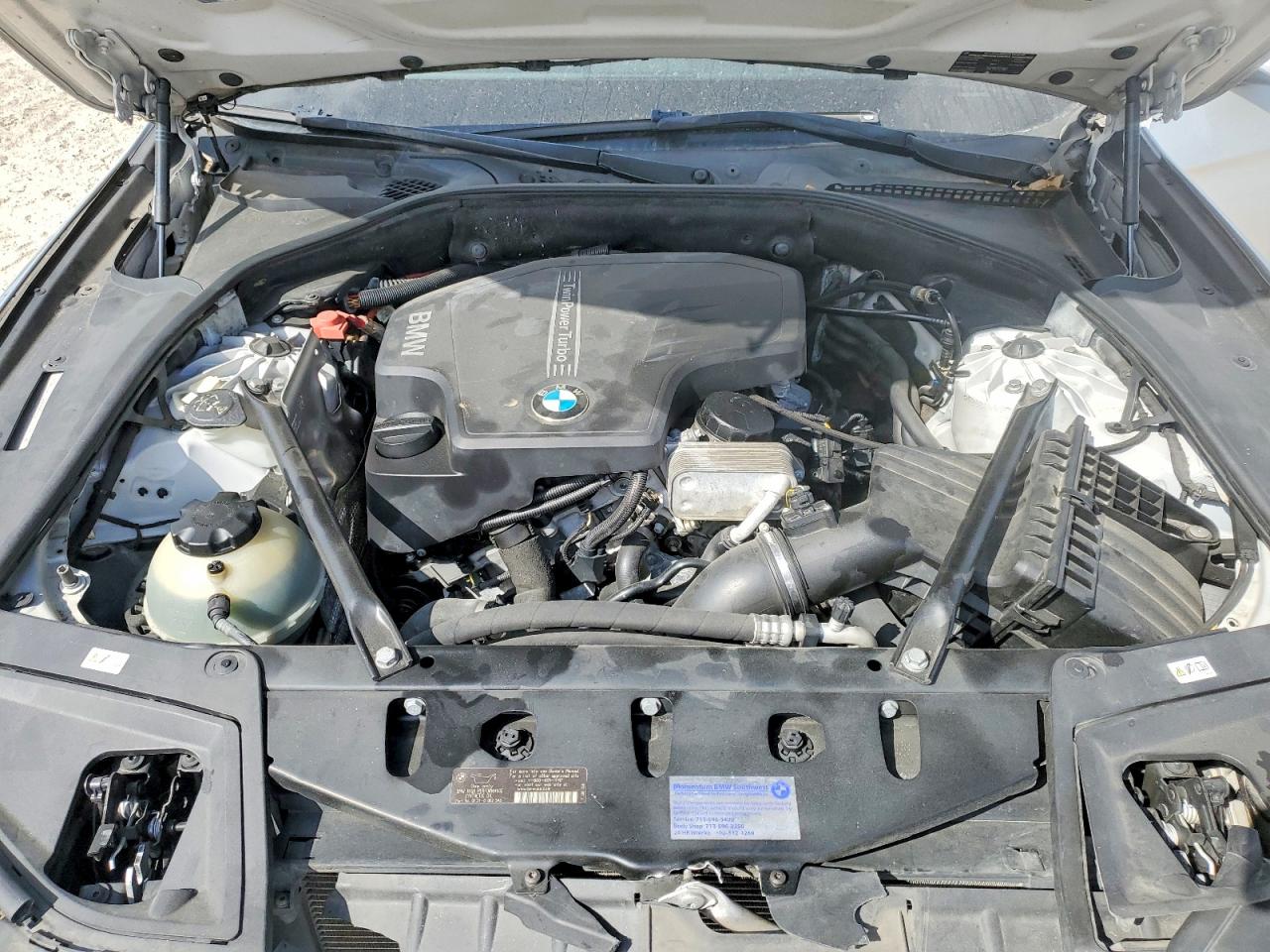 2013 BMW 528 photo 31