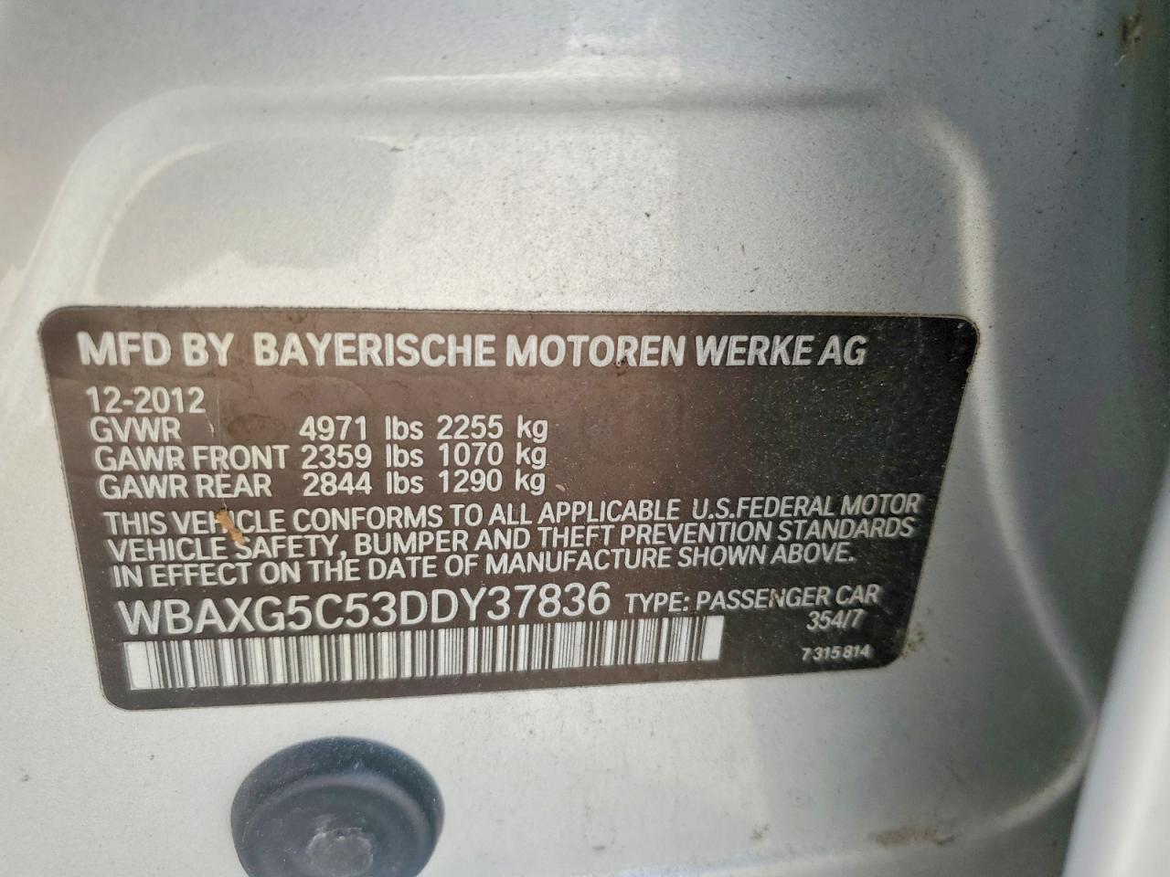 2013 BMW 528 photo 34