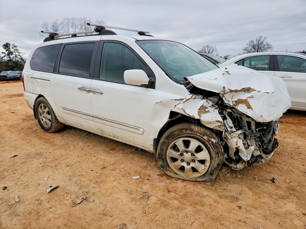 2008 HYUNDAI ENTOURAGE GLS photo 7