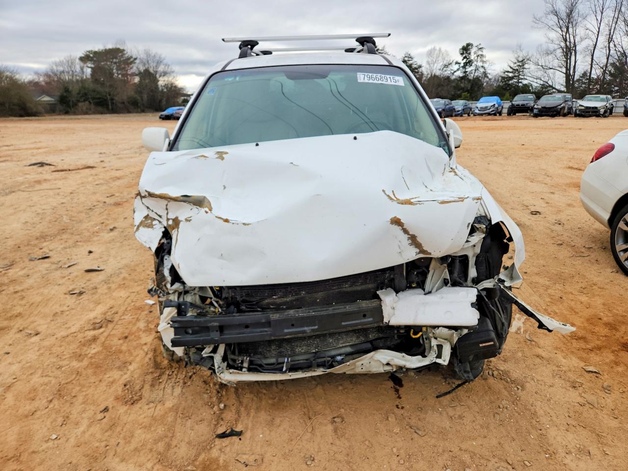 2008 HYUNDAI ENTOURAGE GLS photo 9