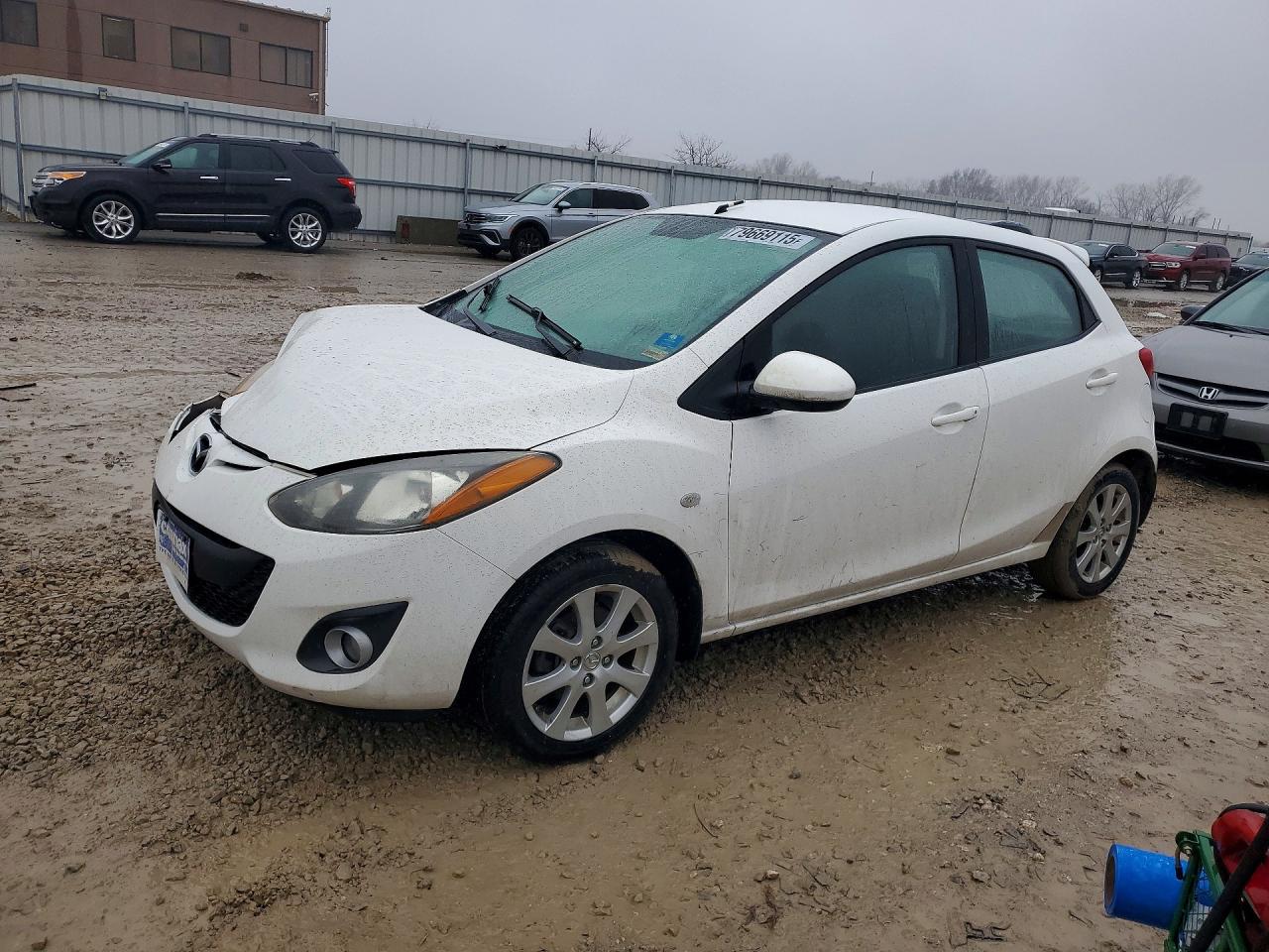 2012 MAZDA MAZDA2