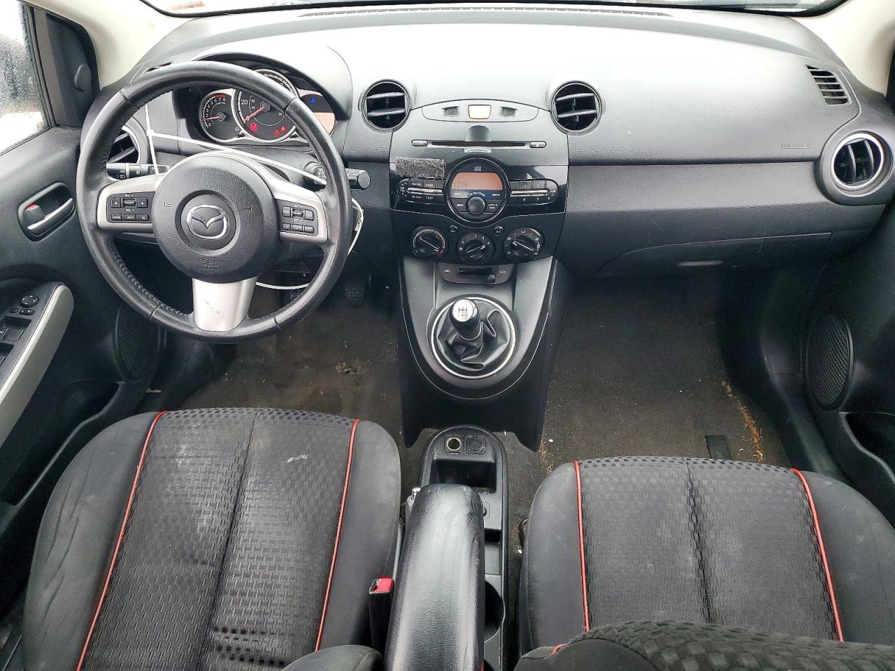 2012 MAZDA MAZDA2 photo 8