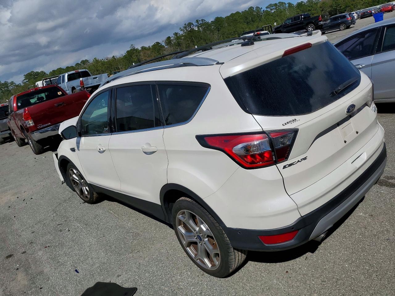 2017 FORD ESCAPE TITANIUM photo 3