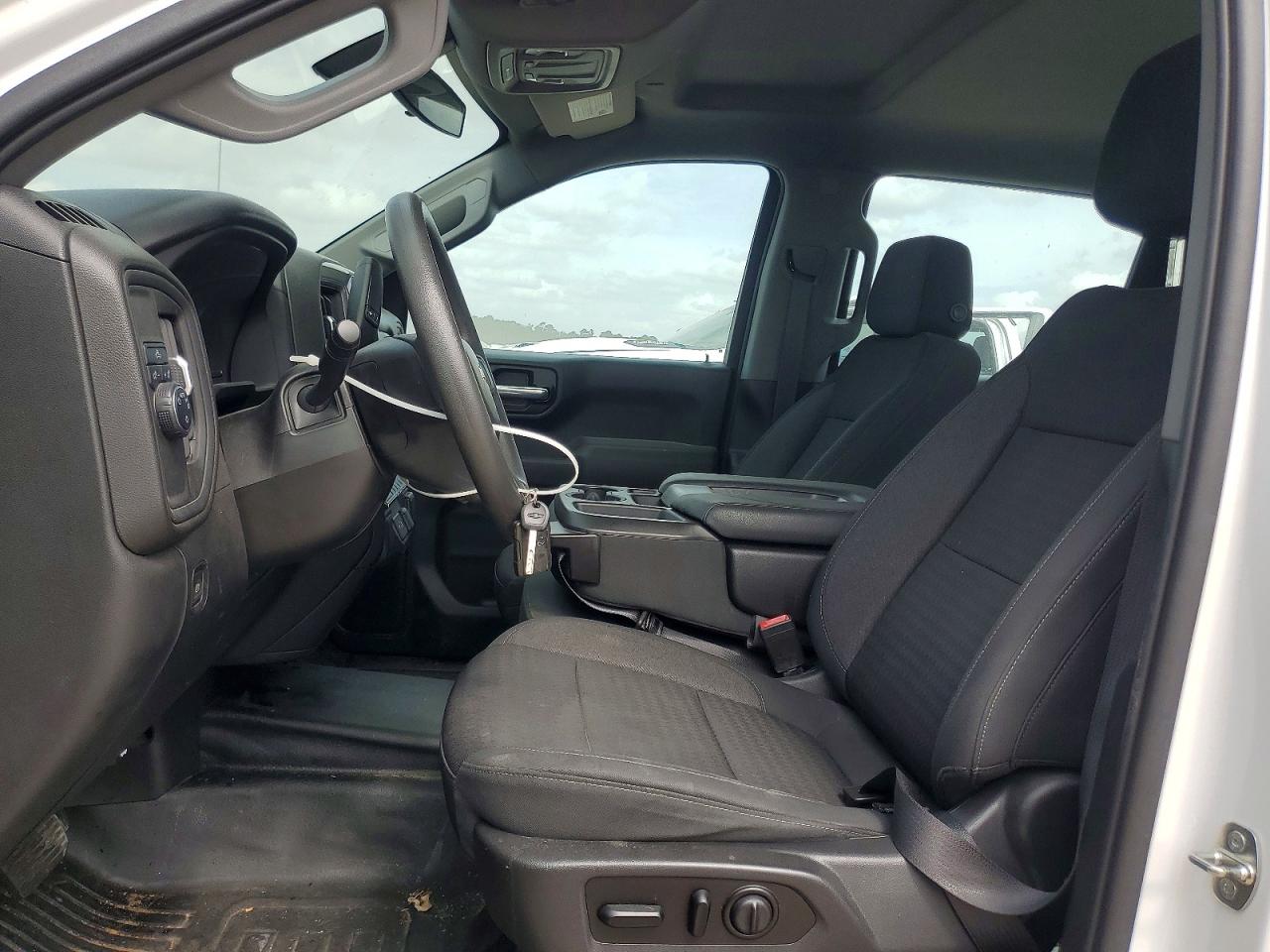 2021 CHEVROLET SILVERADO C1500 photo 7