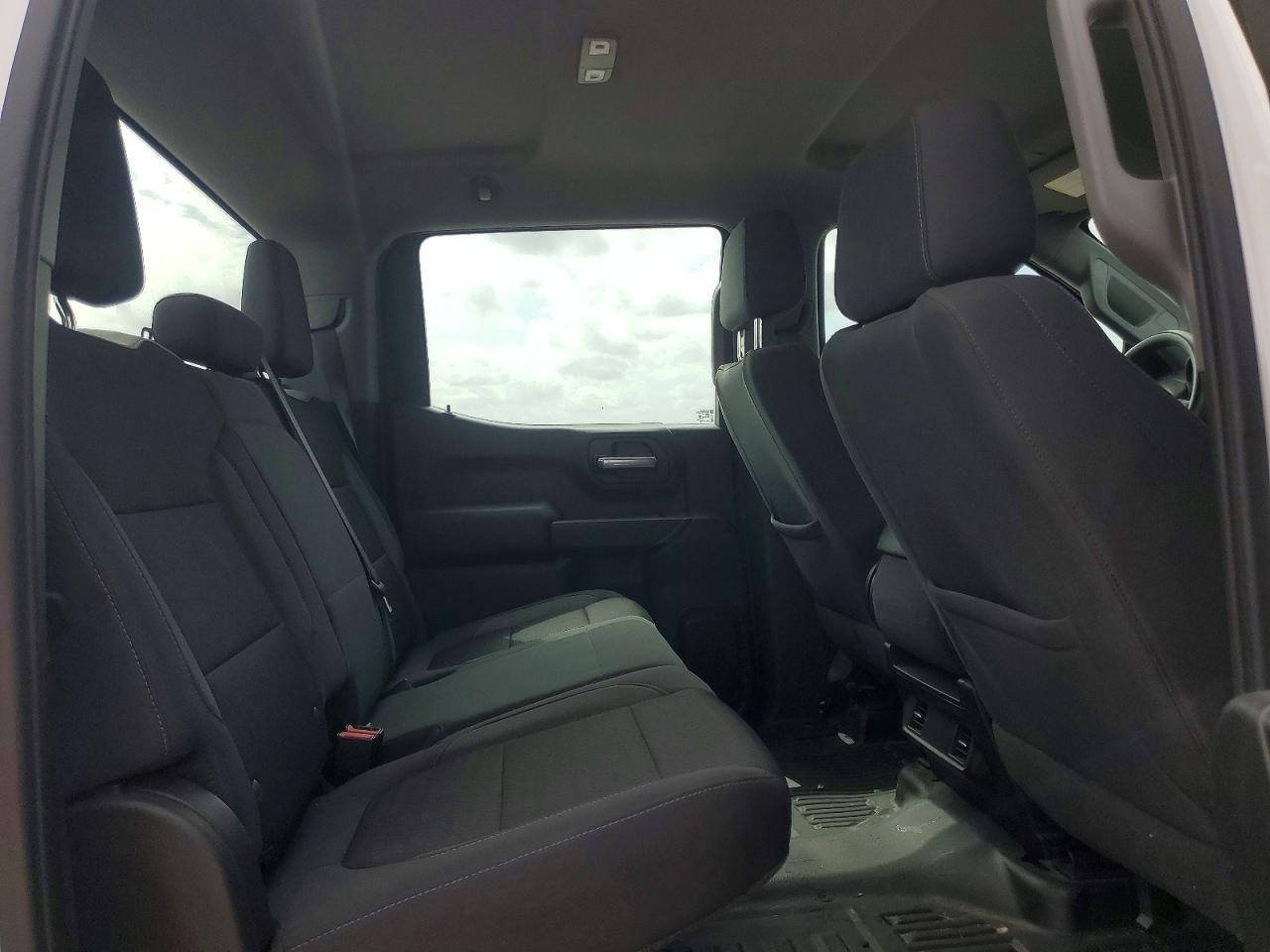 2021 CHEVROLET SILVERADO C1500 photo 10