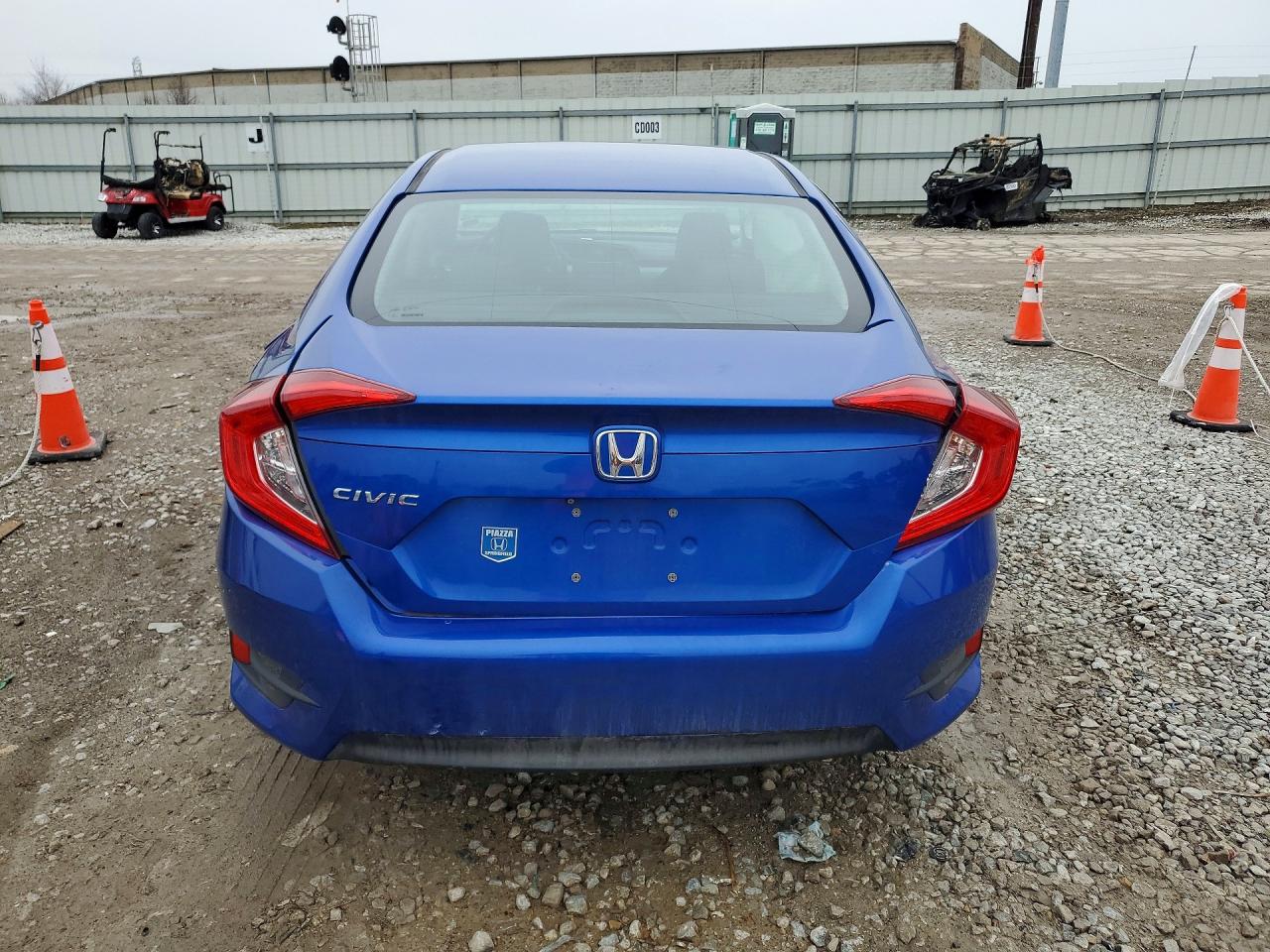 2017 HONDA CIVIC LX photo 11
