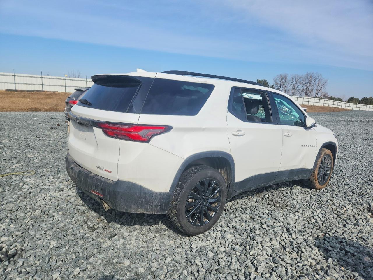 2023 CHEVROLET TRAVERSE RS photo 5