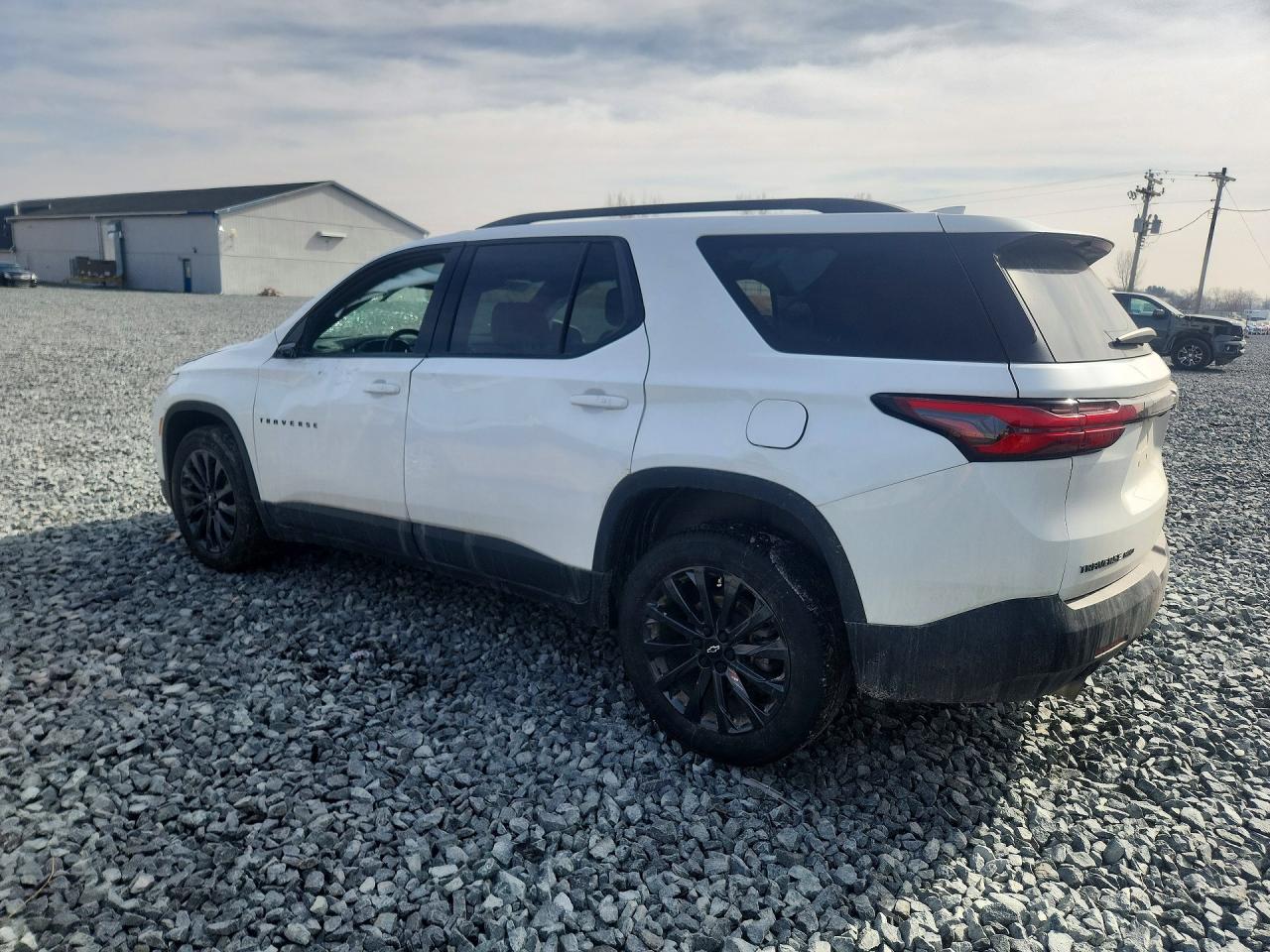 2023 CHEVROLET TRAVERSE RS photo 3