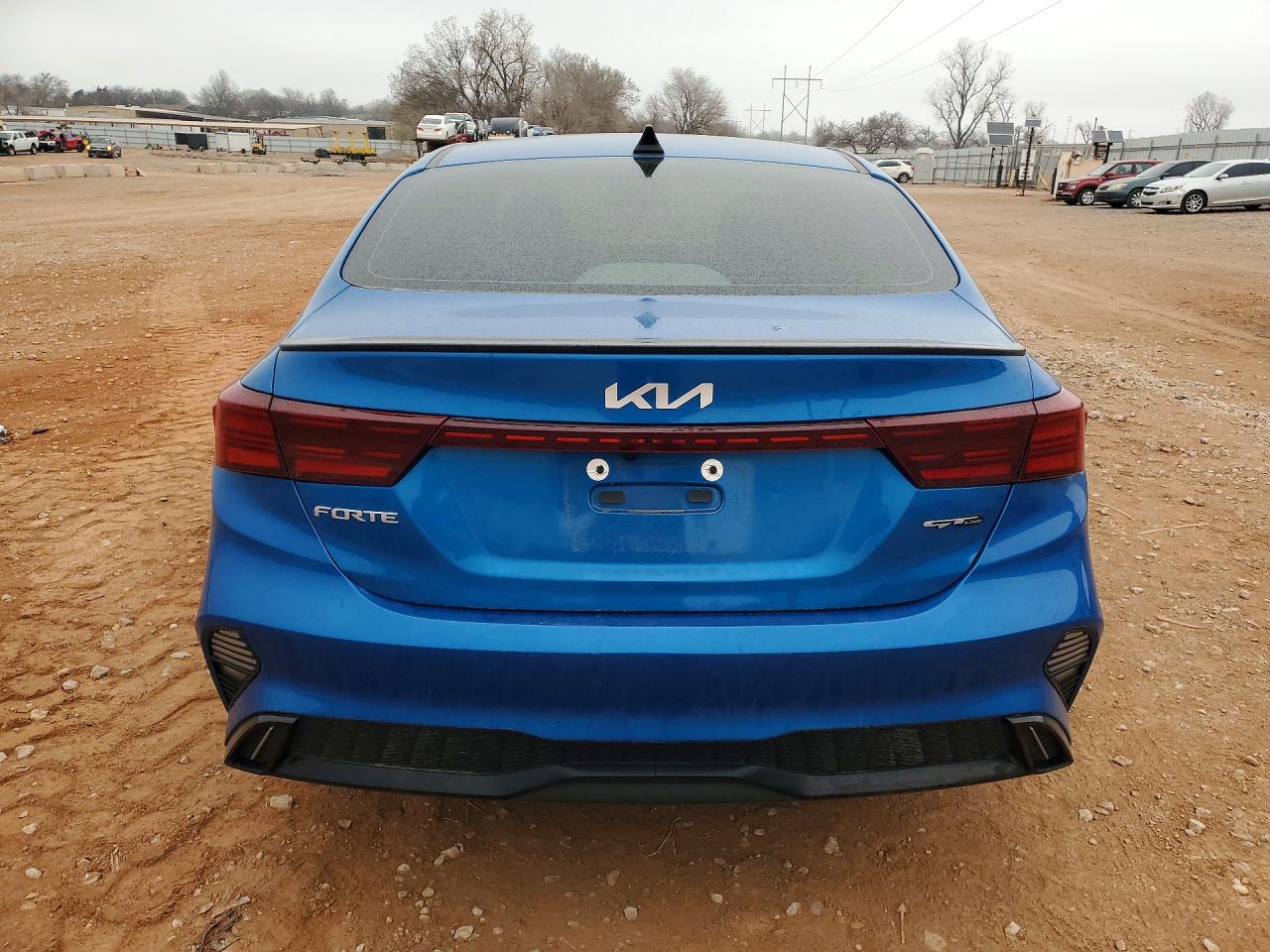 2024 KIA FORTE GT-LINE photo 6