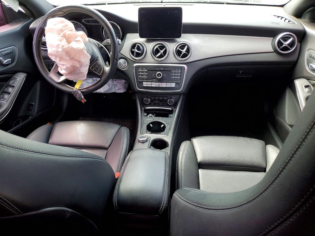 2018 MERCEDES-BENZ CLA 250 photo 15
