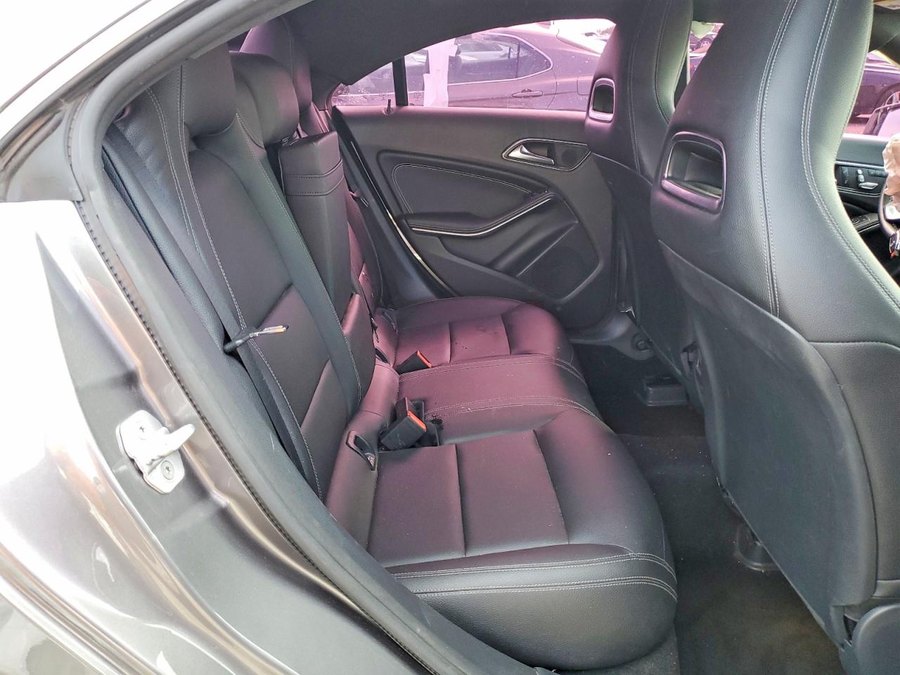 2018 MERCEDES-BENZ CLA 250 photo 19