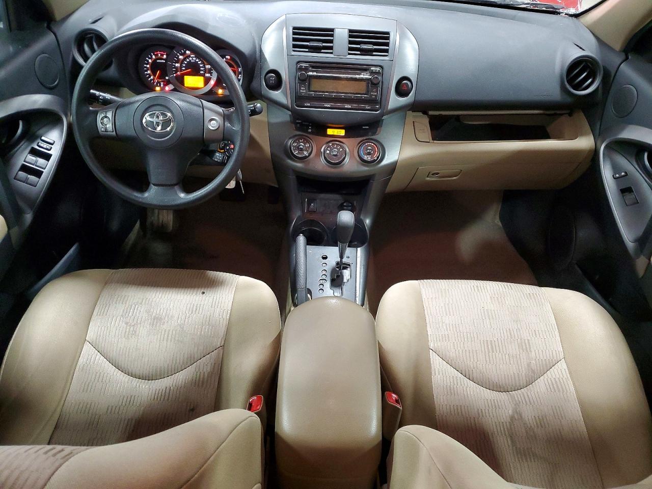 2012 TOYOTA RAV4 BASE photo 8