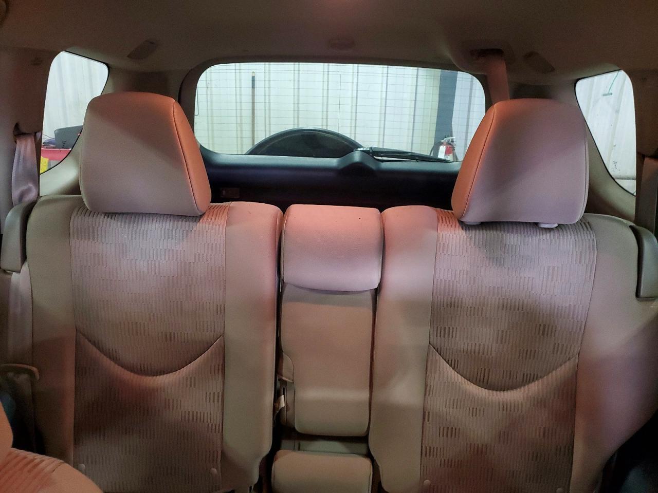 2012 TOYOTA RAV4 BASE photo 10