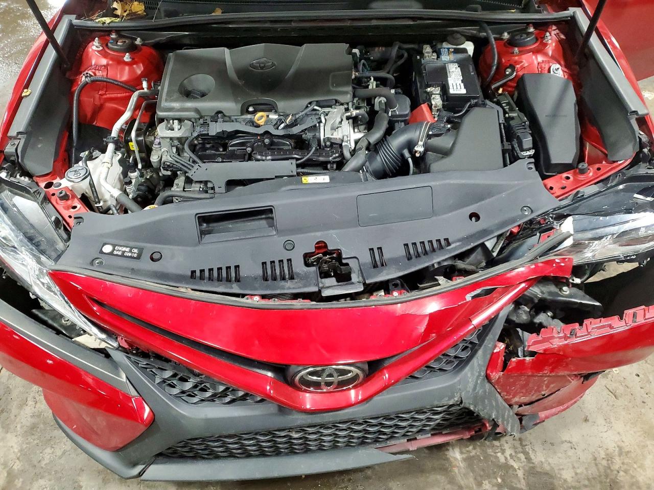 2019 TOYOTA CAMRY SE photo 21