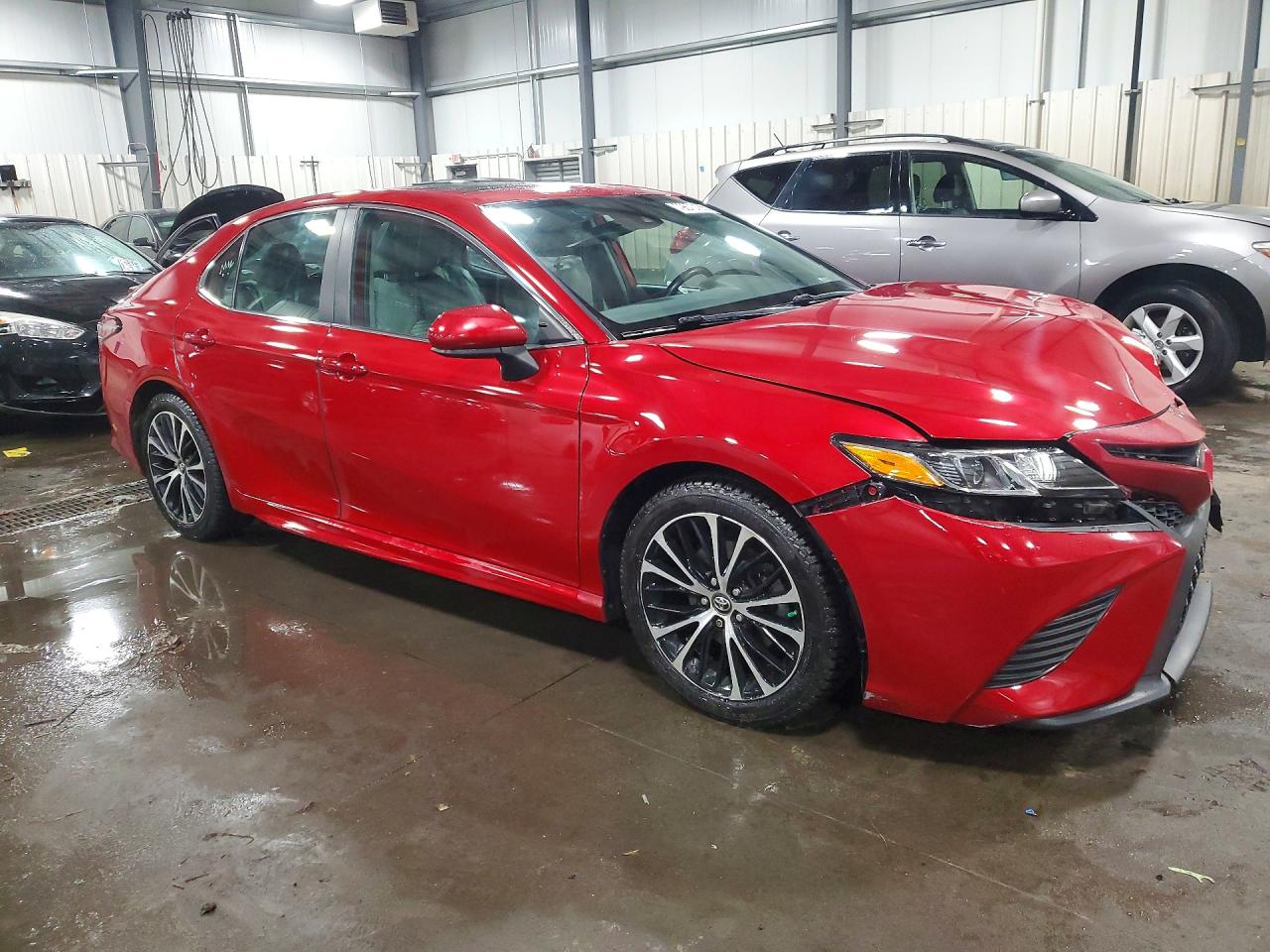 2019 TOYOTA CAMRY SE photo 7