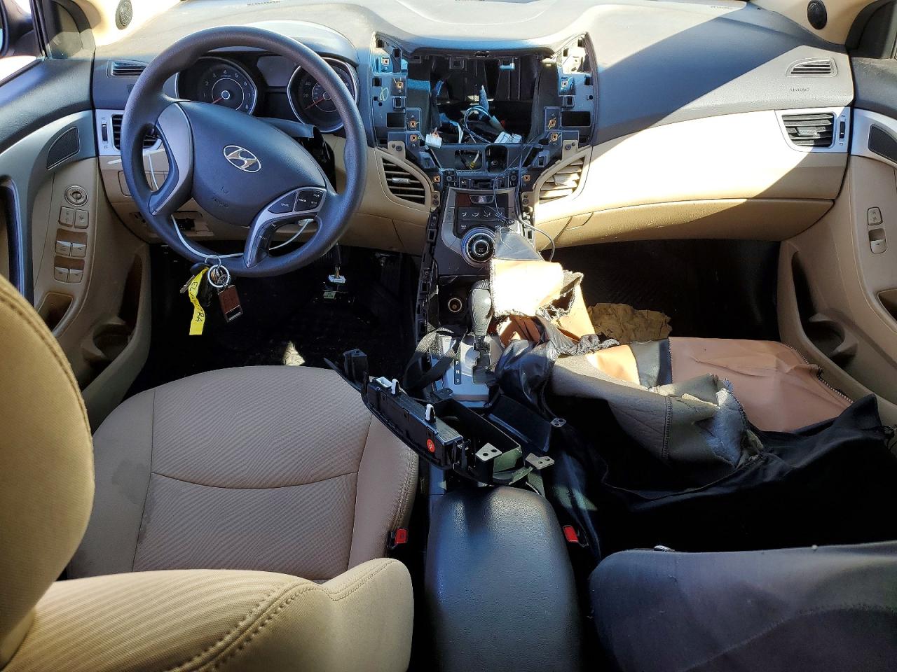 2013 HYUNDAI ELANTRA GLS photo 15
