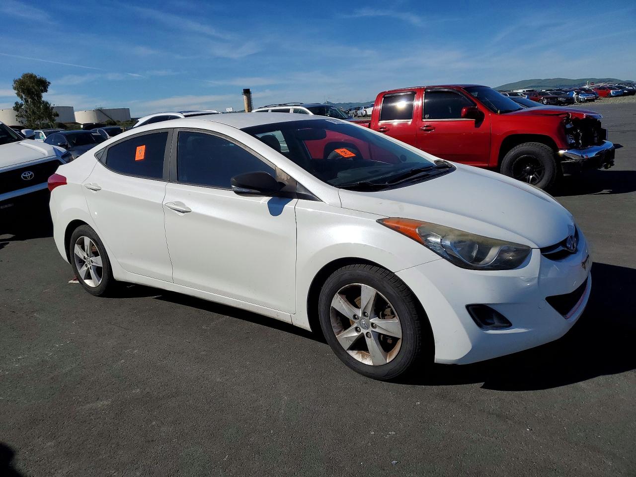 2013 HYUNDAI ELANTRA GLS photo 7