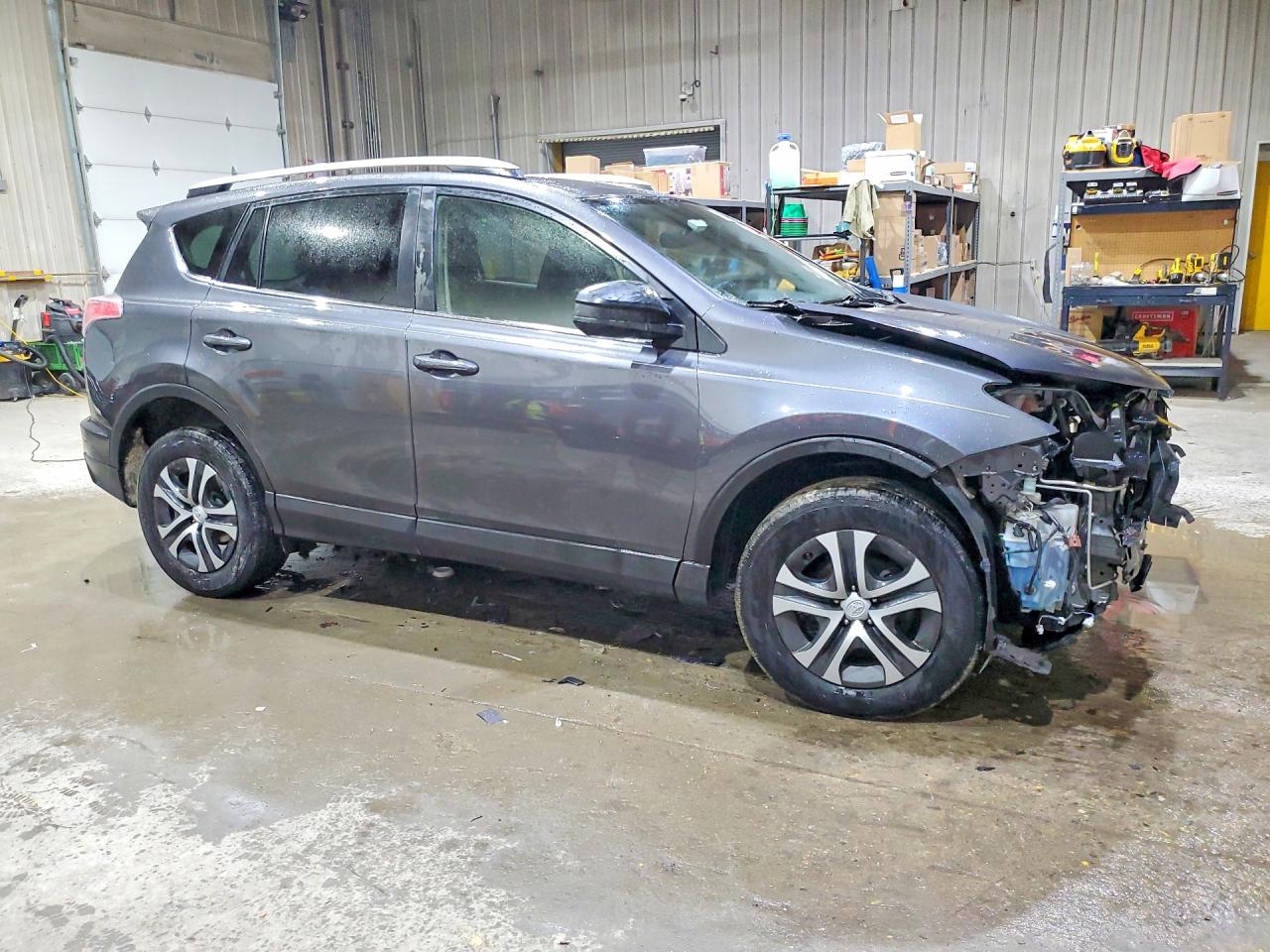 2016 TOYOTA RAV4 LE photo 4