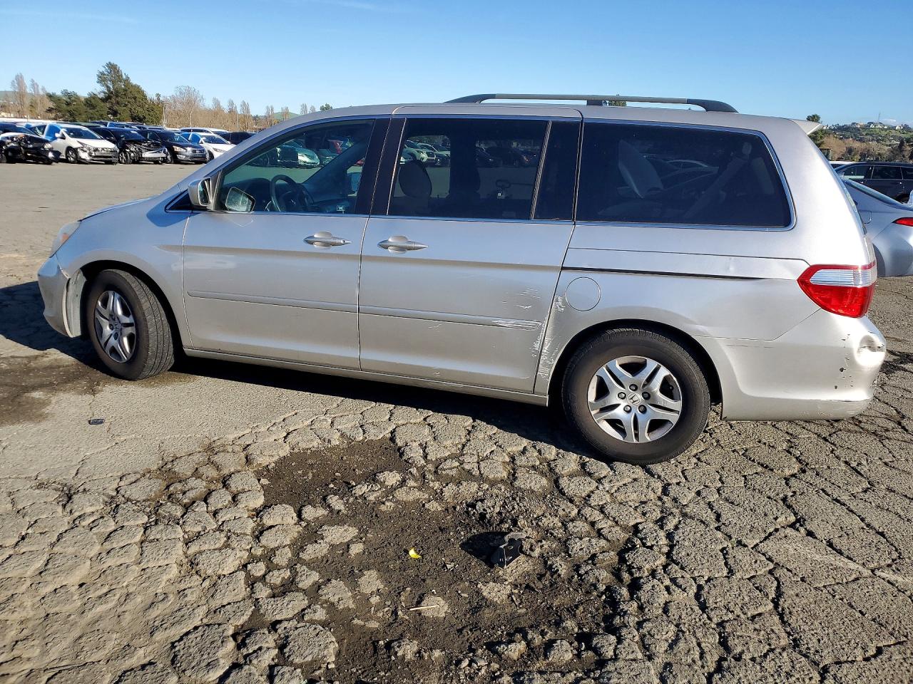2007 HONDA ODYSSEY EX photo 2