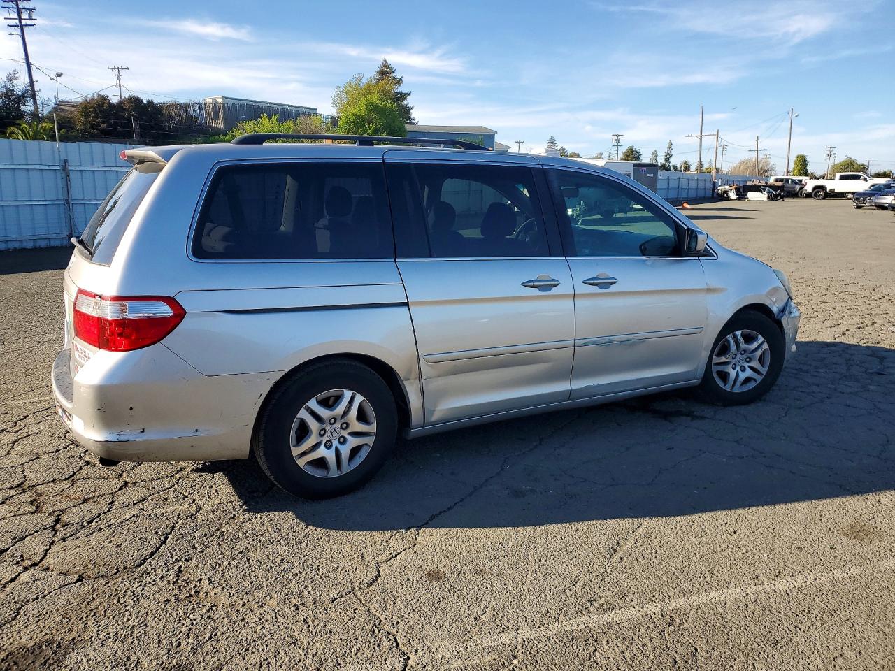 2007 HONDA ODYSSEY EX photo 3