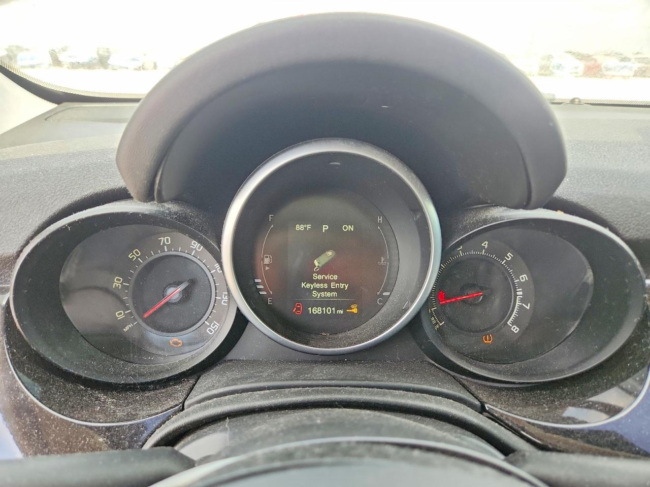 2016 FIAT 500X LOUNGE photo 9
