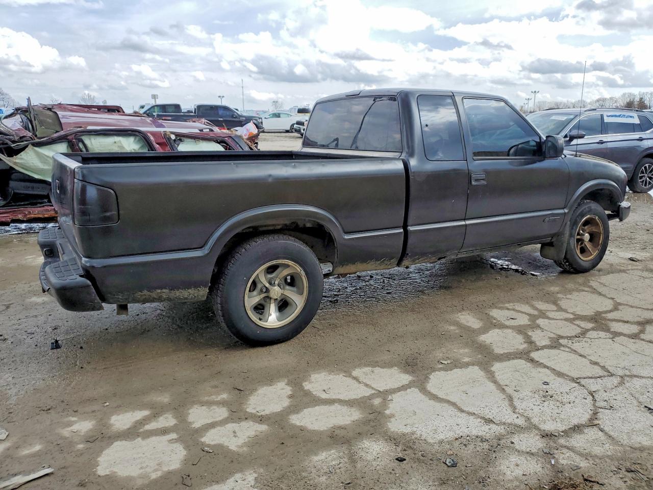 2003 CHEVROLET S TRUCK S10 photo 3