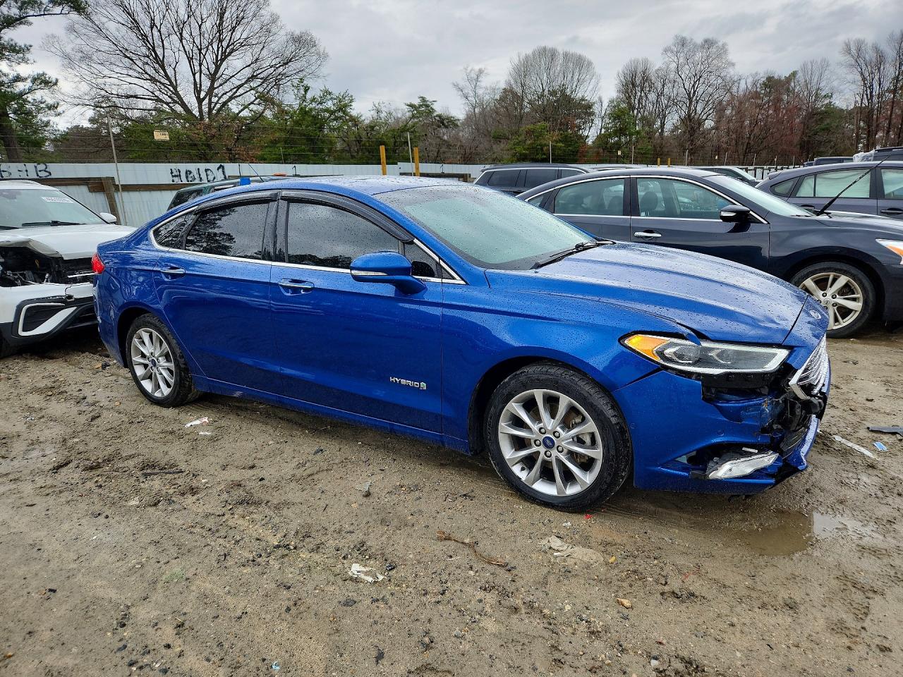 2017 FORD FUSION SE HYBRID photo 4