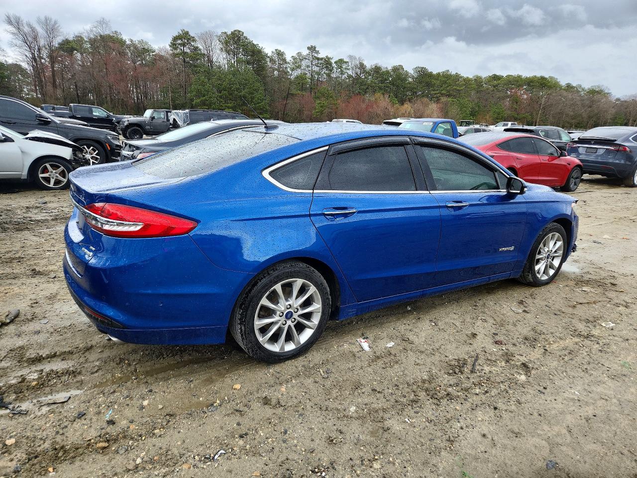 2017 FORD FUSION SE HYBRID photo 3
