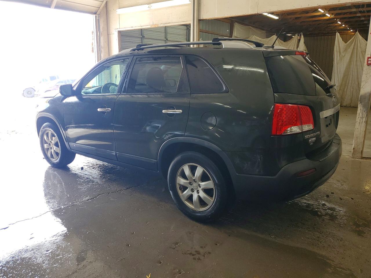 2011 KIA SORENTO LX photo 3