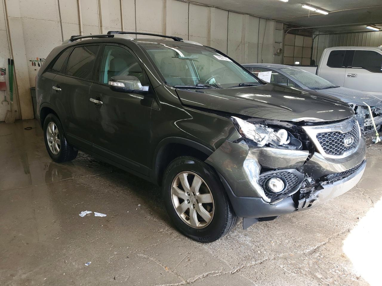2011 KIA SORENTO LX photo 7