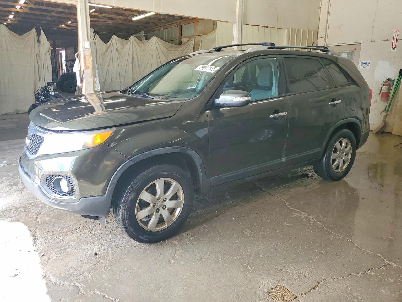 2011 KIA SORENTO LX photo 2